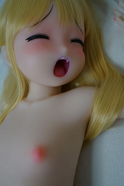 closed eyes sex doll enjoy orgasm