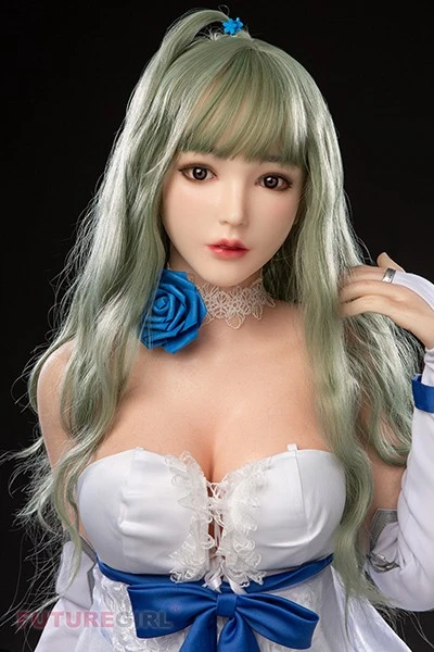 Delicate realdoll