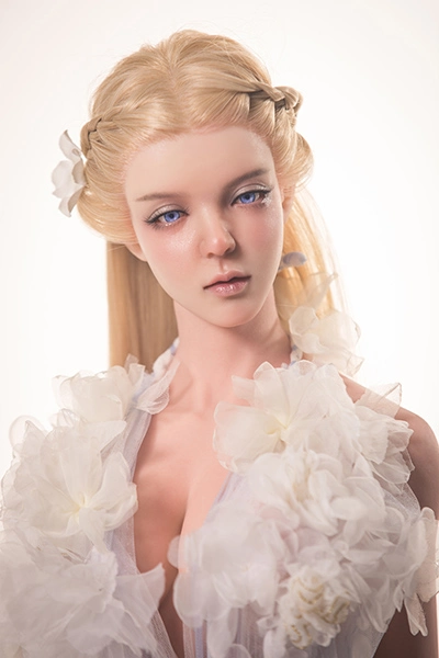 Beautiful bridal sexdoll