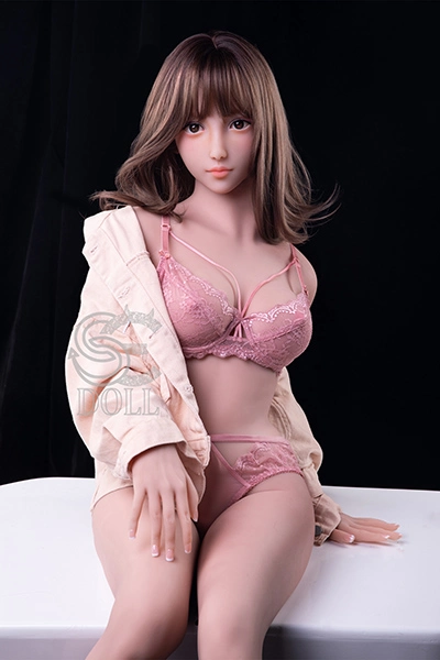Real-life Asian Sex Doll