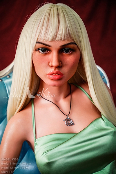 Medium Boobs Sexy Realistic Sex Doll