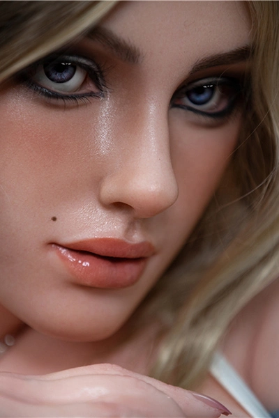 Realistic Asian Sex Doll