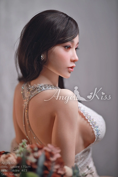 Wearing Wedding dress sexdoll