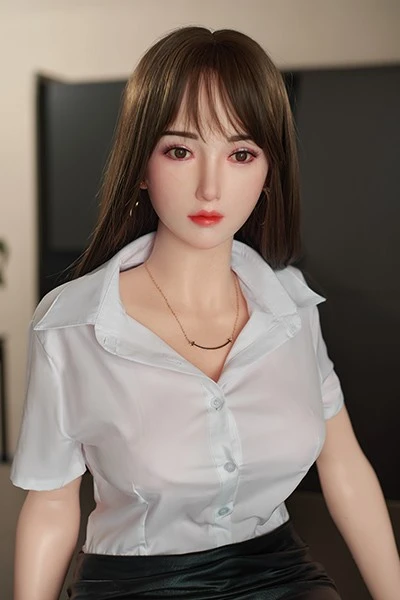 Irresistibly Seductive Sex Doll