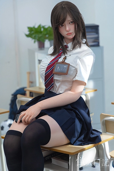Real-life Full Size Japanese Sex Doll