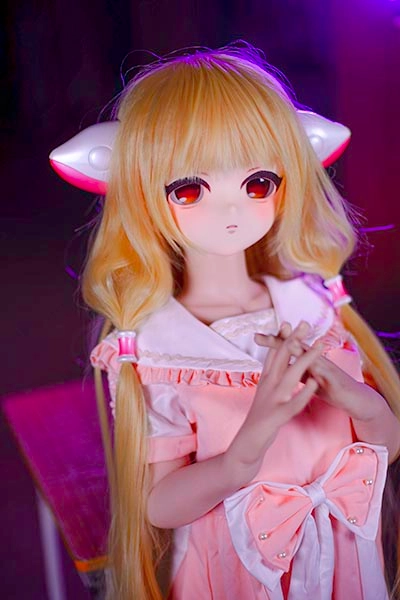 Full Moon Doll