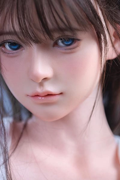  customizable silicone doll