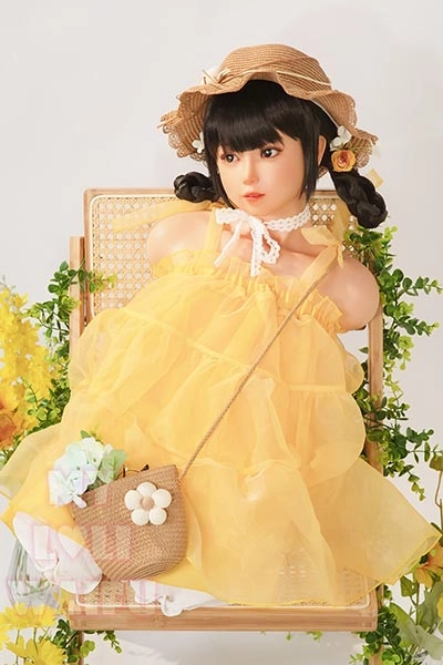 Moe-Style Fantasy Companion