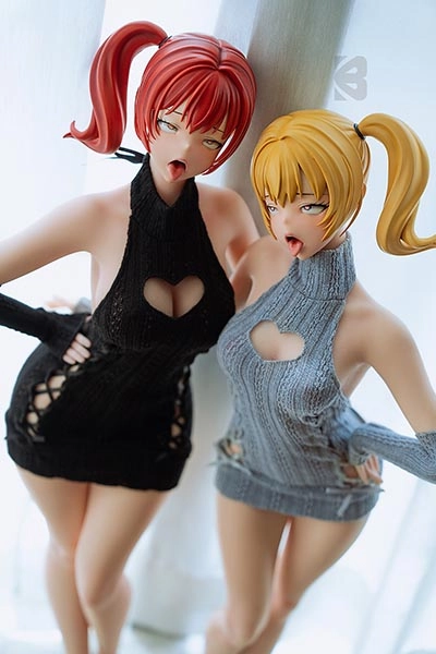  same-sex couple love doll