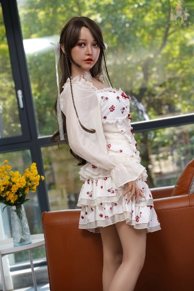  Ultra-Realistic Love Dolls