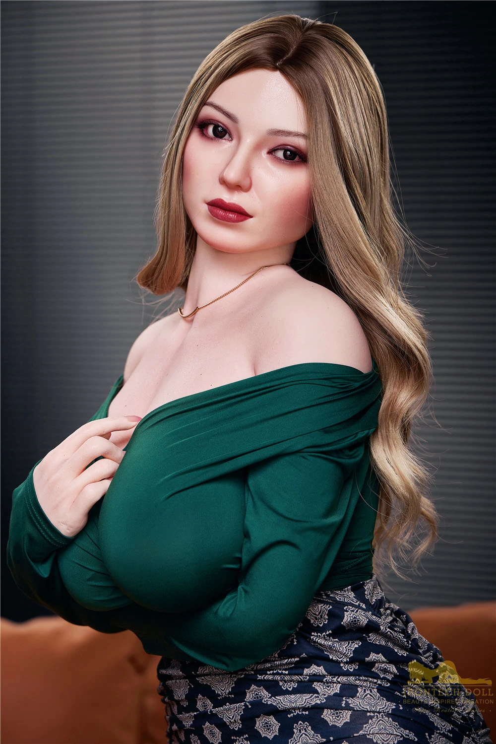162cm Sandy-haired Fleshy Elegant Attractive Mother Real Doll Maria