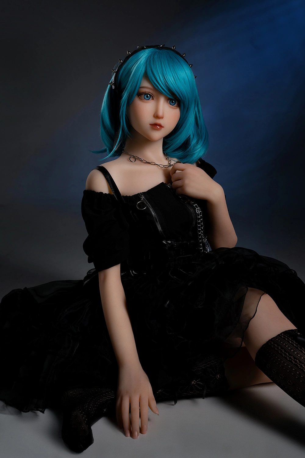 Blue hair pure sex doll