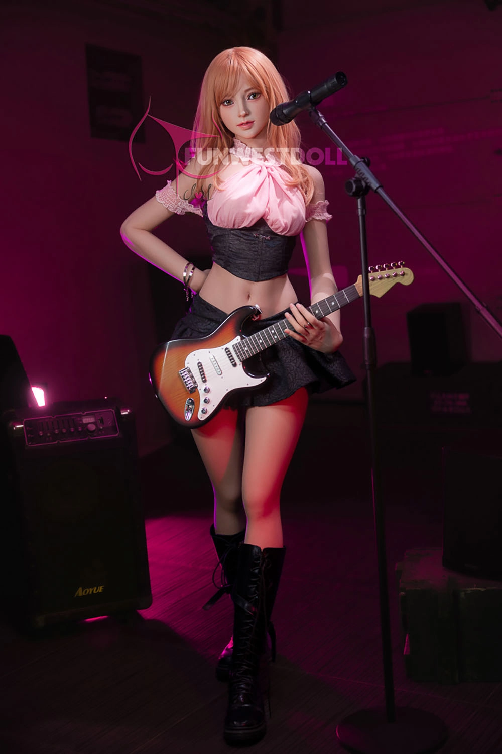 High Quality Lifelike Love Doll